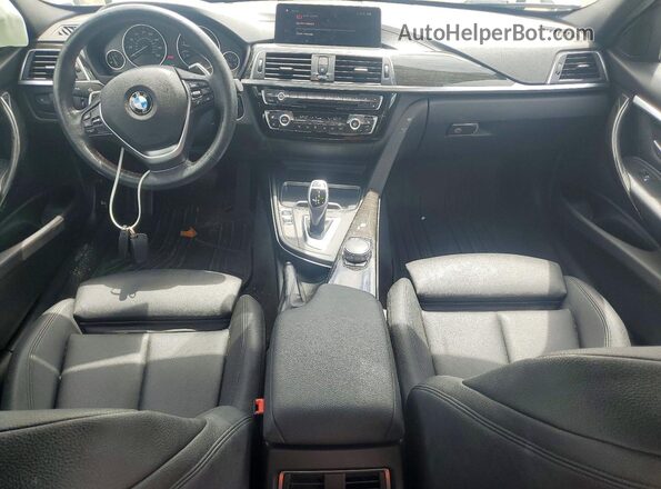 WBA8D9C58JEM31464 2018 BMW 3 SERIES White Dashboard view