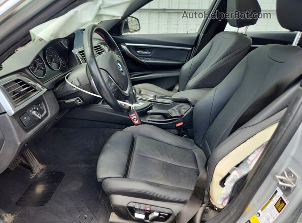 WBA8D9G51JNU71461 2018 BMW 3 SERIES Silver Front interior view