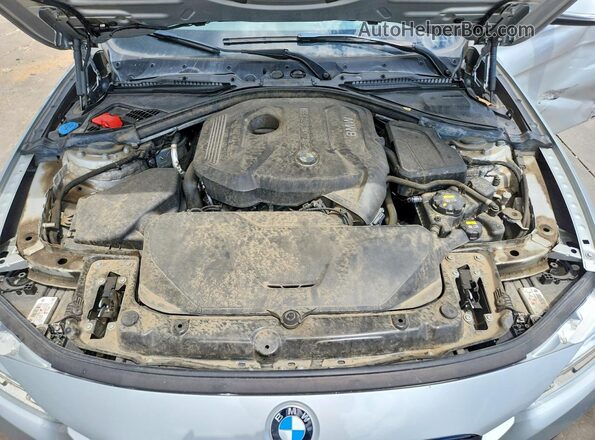 WBA8D9G51JNU71461 2018 BMW 3 SERIES Silver Rear interior view