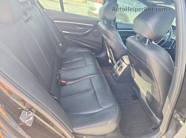 WBA8D9G52JNU67354 2018 BMW 3 SERIES Black Vista de los asientos traseros