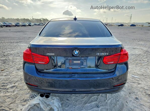 WBA8D9G53JNU69436 2018 BMW 3 SERIES Black Вид ззаду