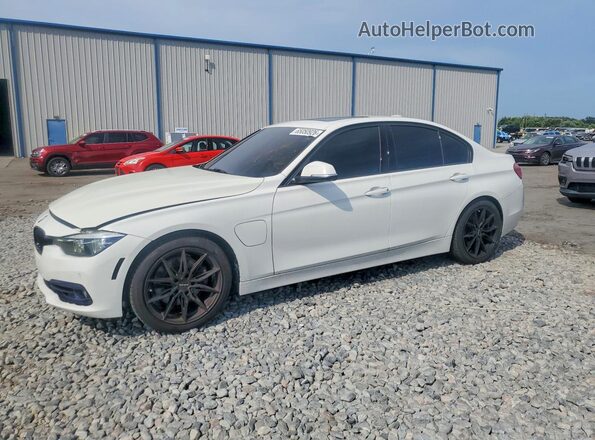 WBA8E1C50JA756812 2018 BMW 3 SERIES White Trasero izquierdo