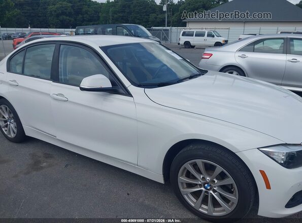 WBA8E1G33HNU18073 2017 BMW 3 SERIES White Вид спереду
