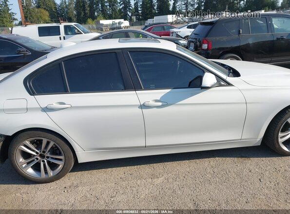 WBA8E1G3XHNU17602 2017 BMW 3 SERIES White 360 interior view
