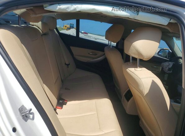 WBA8E1G51JNU89604 2018 BMW 3 SERIES White Vista de los asientos traseros