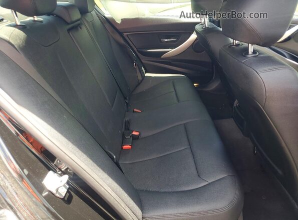 WBA8E1G52JNU90308 2018 BMW 3 SERIES Черный Вид задних сидений