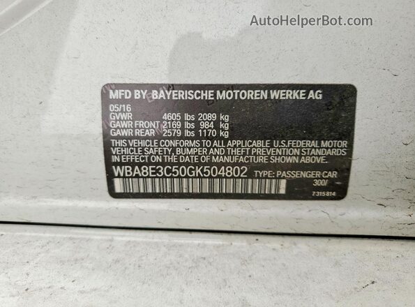 WBA8E3C50GK504802 2016 BMW 3 SERIES White Vista del compartimento del motor