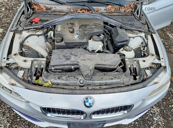 WBA8E3G55GNT77599 2016 BMW 3 SERIES Silver Vista del compartimento del motor
