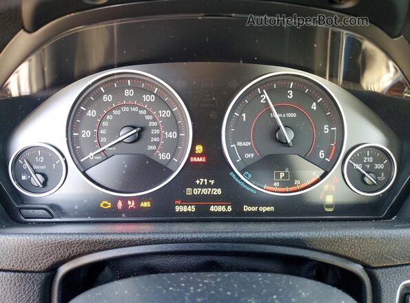 WBA8E5C52JA507581 2018 BMW 3 SERIES White Սարքավորումների վահանակի տեսք