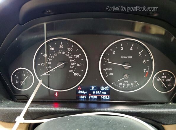 WBA8E5G35HNU45556 2017 BMW 3 SERIES White Vista del cuadro de instrumentos