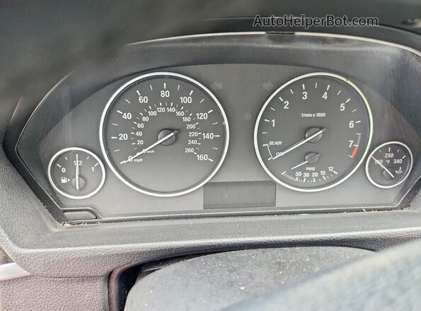 WBA8E5G57JNV01892 2018 BMW 3 SERIES Gray Widok zestawu wskaźników