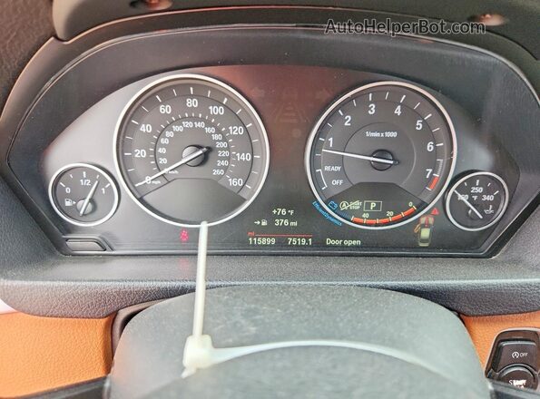 WBA8E9G53GNT82884 2016 BMW 3 SERIES Blue Вид щитка приладів