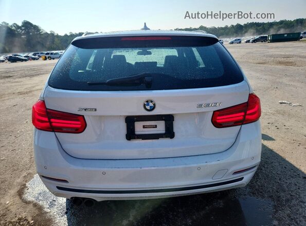 WBA8K3C32HA022931 2017 BMW 3 SERIES Белый Вид сзади