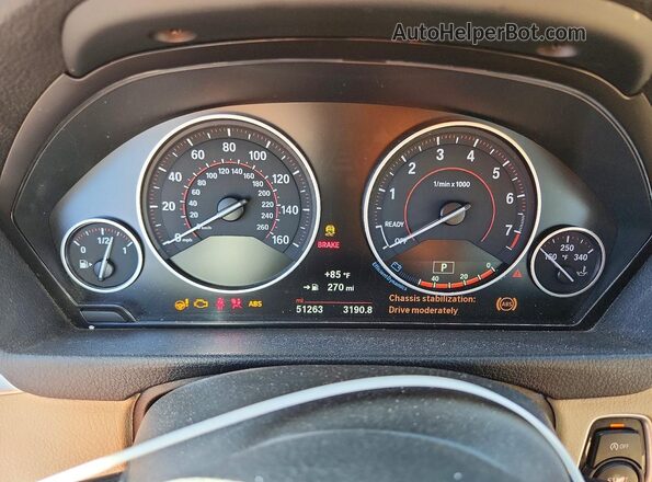 WBA8K3C38HA022500 2017 BMW 3 SERIES White Вид щитка приладів