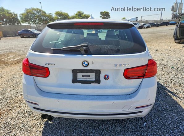 WBA8K3C38HA022500 2017 BMW 3 SERIES White Вид ззаду