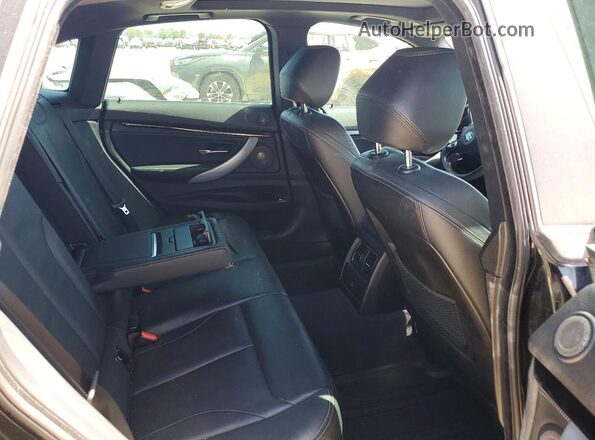 WBA8Y3C58JG451395 2018 BMW 3 SERIES Black Vista de los asientos traseros