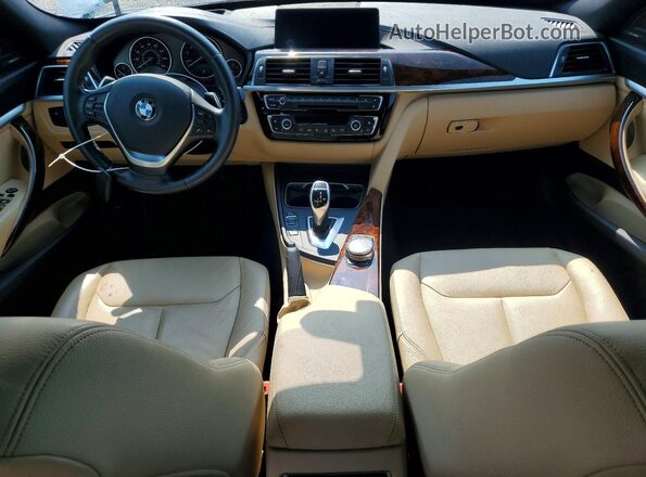 WBA8Y3C59JG451535 2018 BMW 3 SERIES Silver Vista del salpicadero