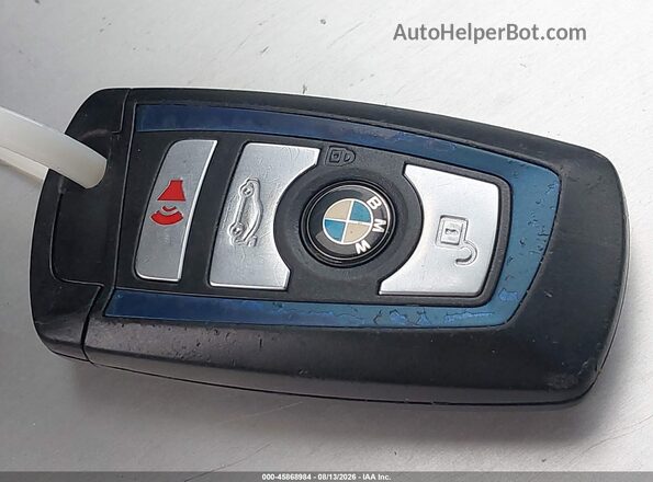 WBA8Z5C5XGGS37431 2016 BMW 3 SERIES White Vista del salpicadero