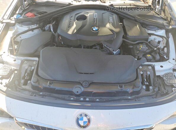 WBA8Z9C34HG827261 2017 BMW 3 SERIES White უკანა სალონის ხედი