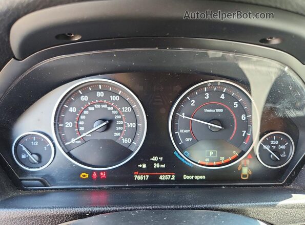 WBA8Z9C3XHG826468 2017 BMW 3 SERIES White Սարքավորումների վահանակի տեսք