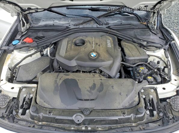 WBA8Z9C52JG828058 2018 BMW 3 SERIES Белый Вид задней части салона