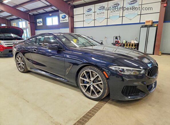 WBABC4C01MCF18917 2021 BMW M8 Blue Передня права чверть