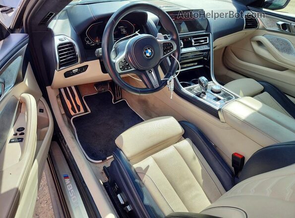 WBABC4C51KBU96414 2019 BMW M8 Blue Вид щитка приладів