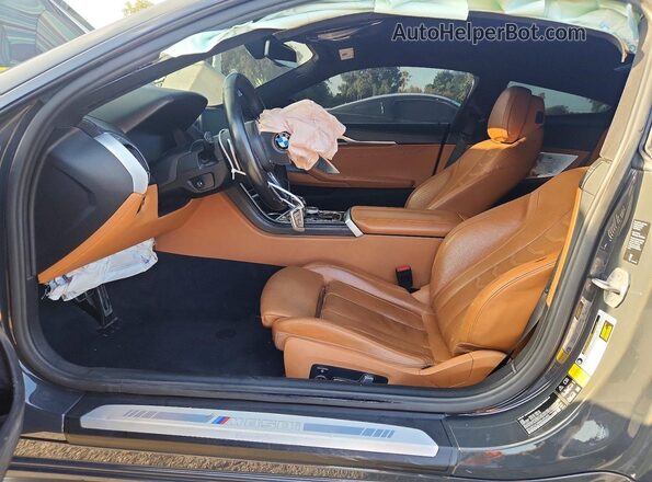 WBABC4C58KBU95499 2019 BMW M8 Серый Вид салона спереди