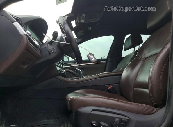WBAFV3C52GD687745 2016 BMW 5 SERIES Blue Front interior view