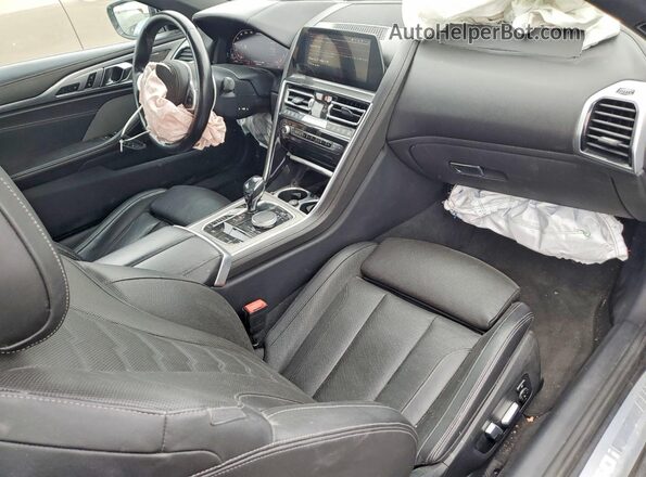 WBAFY4C06MCF24554 2021 BMW M8 Gray Вид панелі приладів