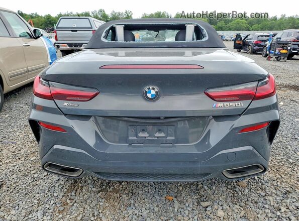 WBAFY4C06MCF24554 2021 BMW M8 Gray Вид ззаду