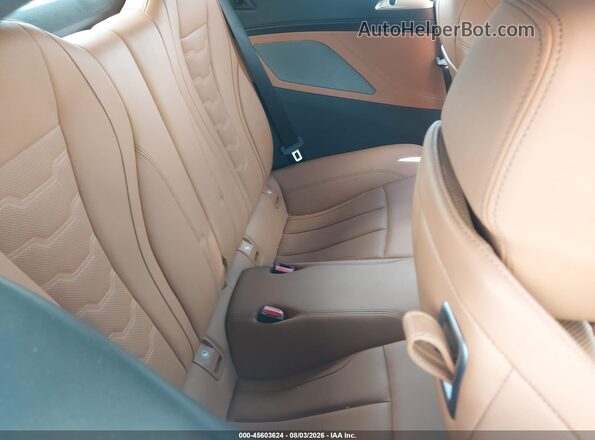 WBAFY4C5XKBX38930 2019 BMW M8 Black Вид наклейки з VIN-кодом