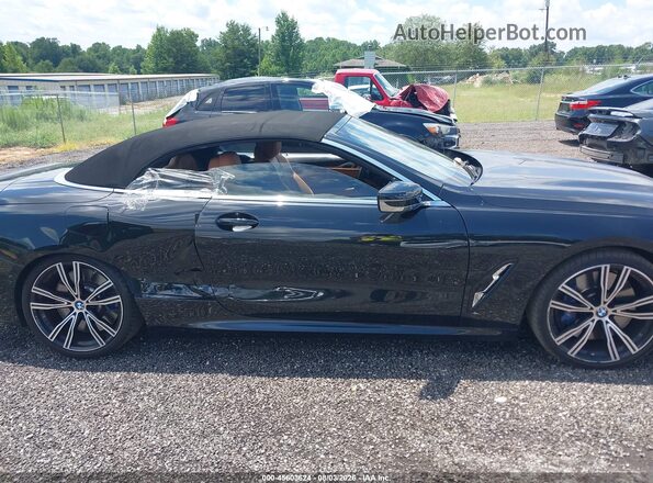 WBAFY4C5XKBX38930 2019 BMW M8 Black Вид задньої частини салону