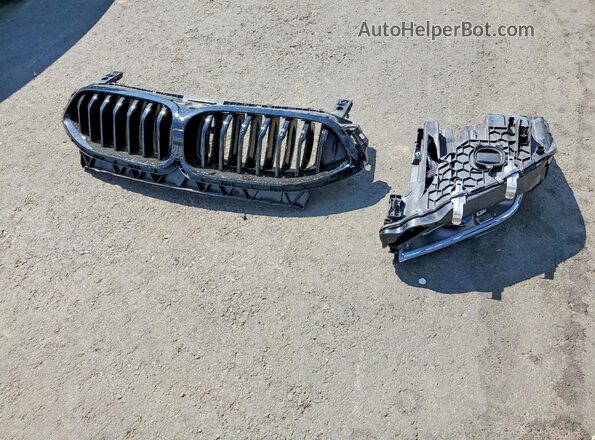 WBAGV2C09LCE08863 2020 BMW 8 SERIES White Вид підкапотного простору