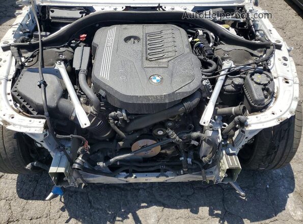 WBAGV4C08PCN00805 2023 BMW 8 SERIES White Widok wnętrza z tyłu