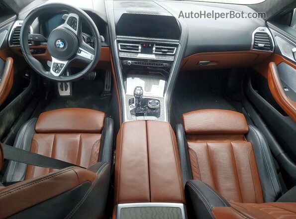 WBAGV8C01NCH27406 2022 BMW M8 White Вид панелі приладів