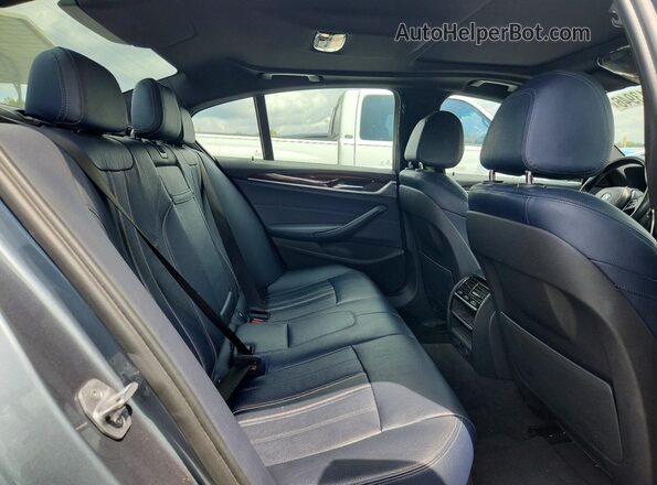 WBAJA5C30HG894389 2017 BMW 5 SERIES Silver Vista de los asientos traseros