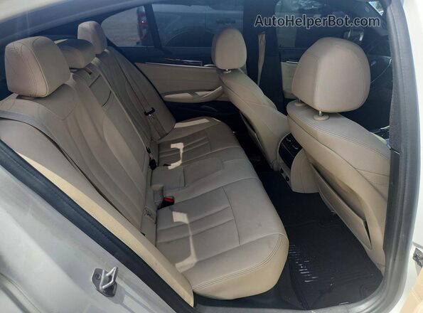 WBAJA5C53JWA36639 2018 BMW 5 SERIES White Հետևի նստատեղերի տեսք