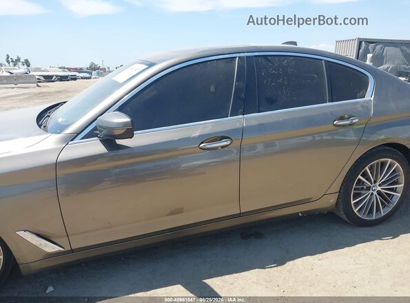 WBAJA5C53JWA39914 2018 BMW 5 SERIES Gray Vista interior de 360 grados