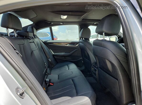 WBAJA5C53KWW07271 2019 BMW 5 SERIES Серебряный Вид задних сидений