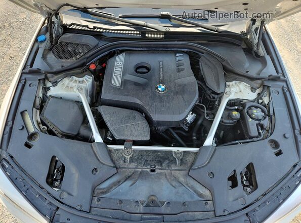 WBAJA5C54KWA58084 2019 BMW 5 SERIES White Вид задньої частини салону