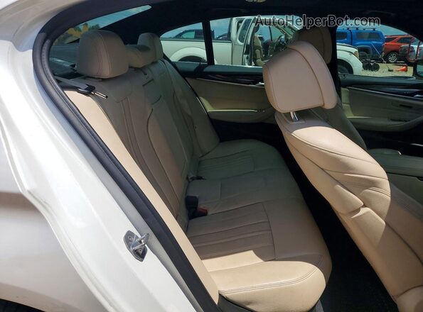 WBAJA5C55KWW10446 2019 BMW 5 SERIES White Հետևի նստատեղերի տեսք