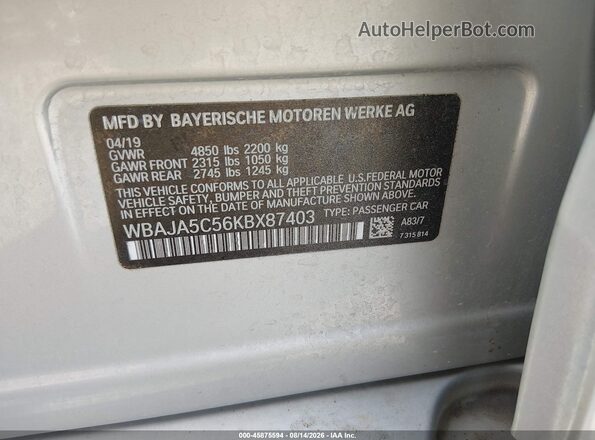 WBAJA5C56KBX87403 2019 BMW 5 SERIES Silver ძრავის განყოფილების ხედი