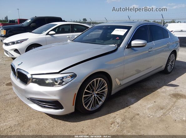 WBAJA5C56KBX87403 2019 BMW 5 SERIES Silver წინა მარცხენა ხედი სამი მეოთხედიდან