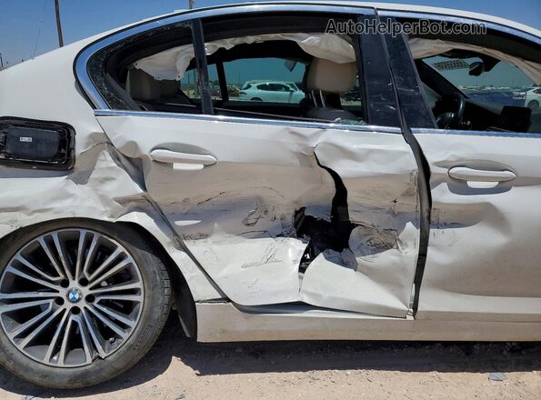 WBAJA5C5XKBX86805 2019 BMW 5 SERIES White Vista de los asientos traseros