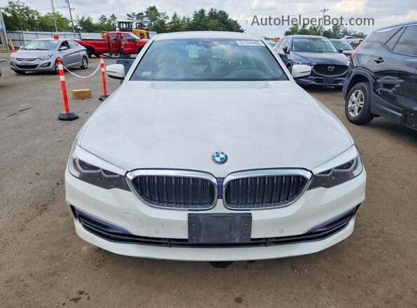 WBAJA7C53JWC75958 2018 BMW 5 SERIES White Вид спереду