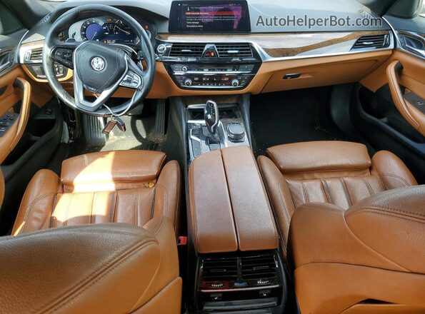 WBAJA7C53JWC76706 2018 BMW 5 SERIES Белый Вид панели приборов