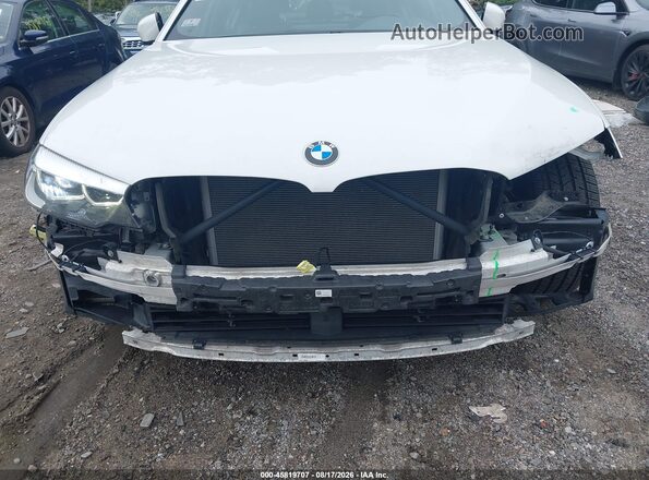 WBAJA7C56JG908573 2018 BMW 5 SERIES White Vista frontal