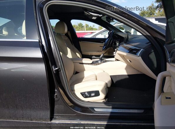 WBAJA9C02LCD44059 2020 BMW 5 SERIES Blue Front interior view