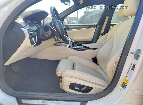 WBAJA9C51KB399390 2019 BMW 5 SERIES White Widok wnętrza z przodu